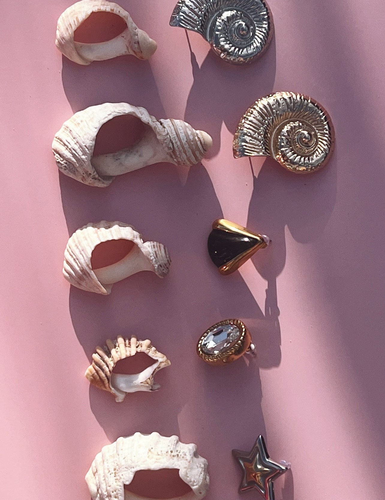 RC Seashell Gold Statement