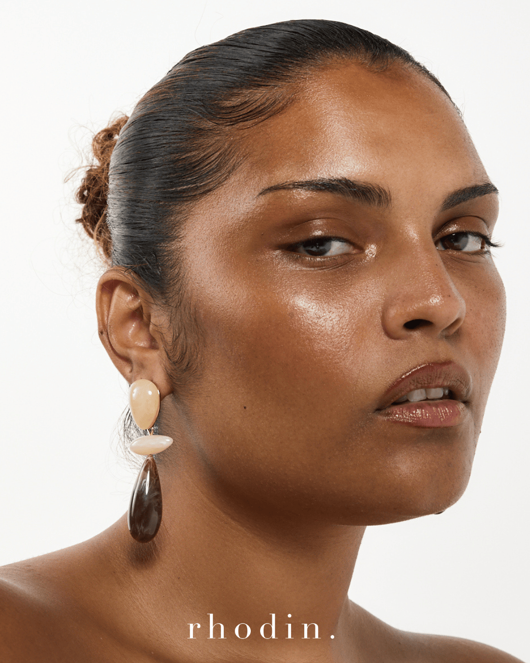 RC Midnight Cream Earrings