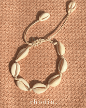 RC Natural Cowrie Shell Bracelet - Three Colours to choose from