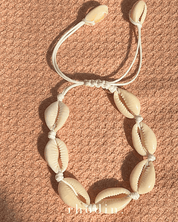 RC Natural Cowrie Shell Bracelet - Three Colours to choose from