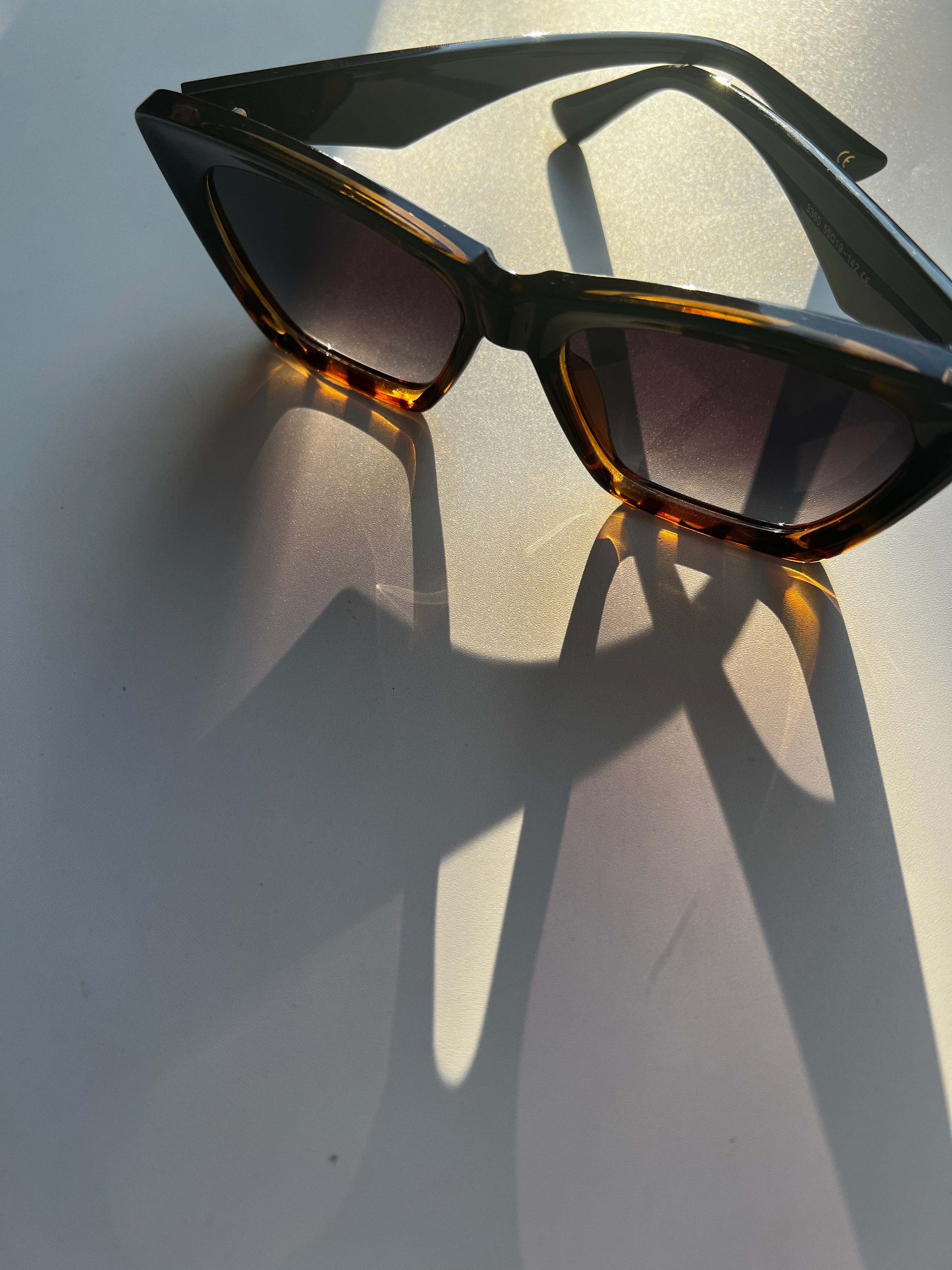 50 Beach Sunglasses - Classic Collection