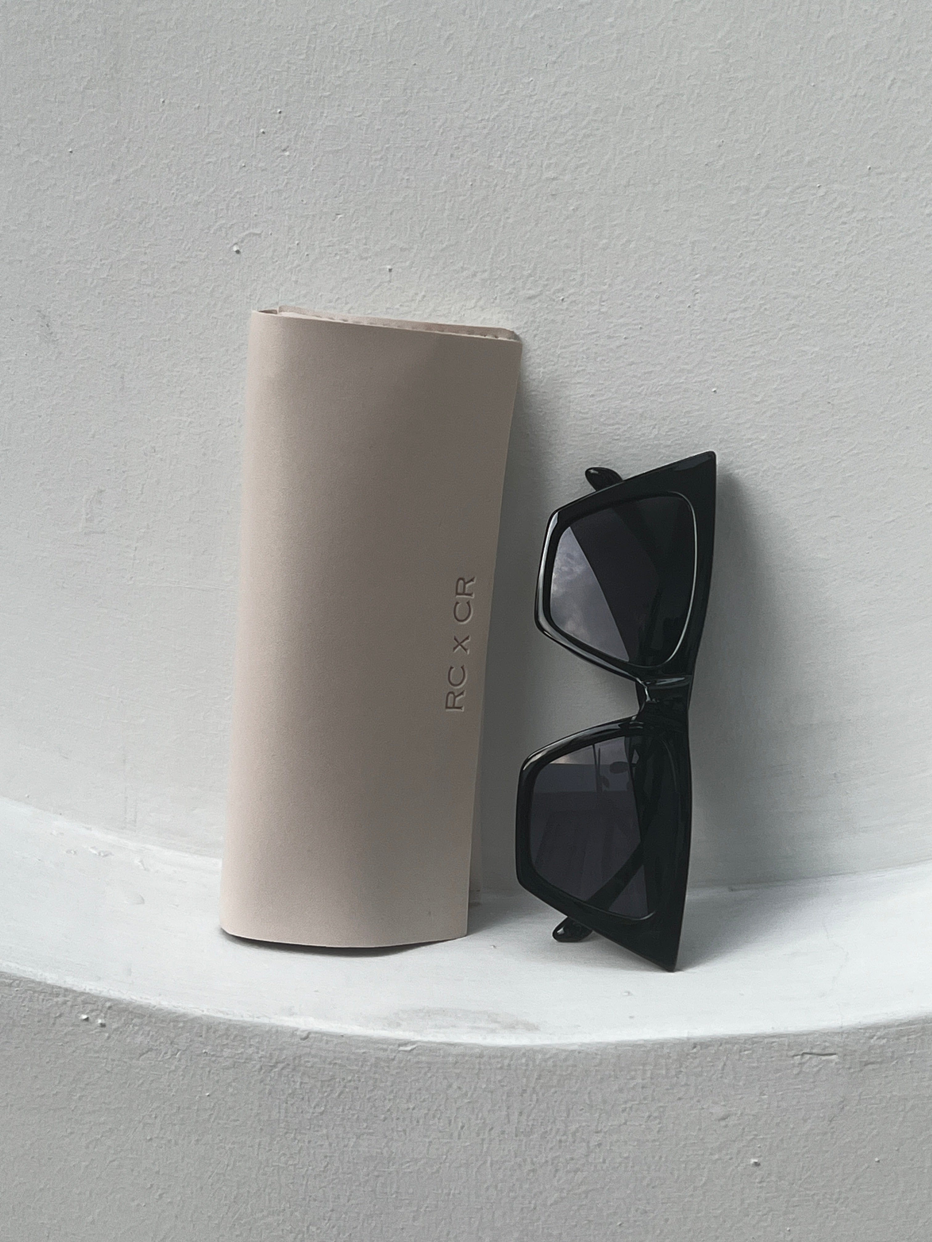RC Noir Wing Sunglasses - Curve Rapport  - Limited Edition